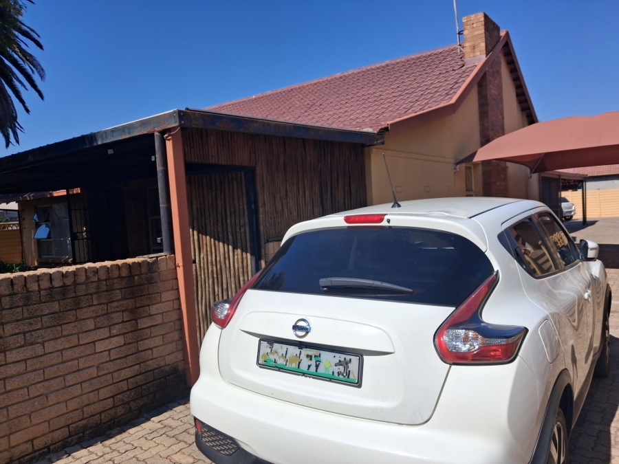3 Bedroom Property for Sale in Stilfontein Ext 4 North West